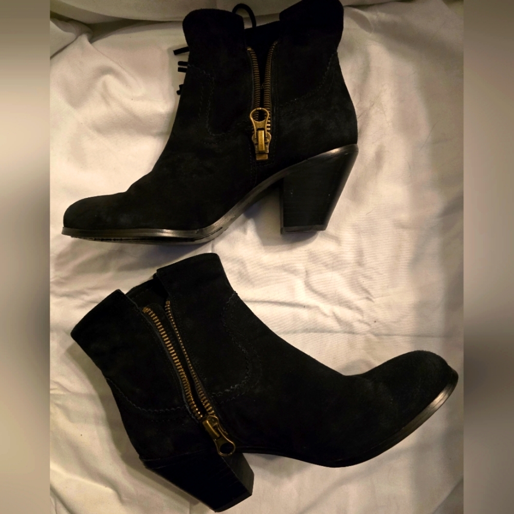 Sam Edelman Louie Black Suede Fringe-Trim Ankle Booties, Block Heel, Size 8.5. - Picture 4 of 10
